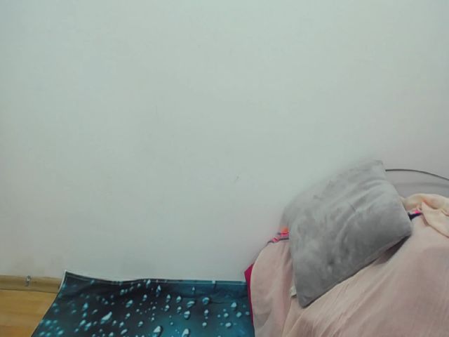 Live sex webcam photo for AleeCherry #271585171