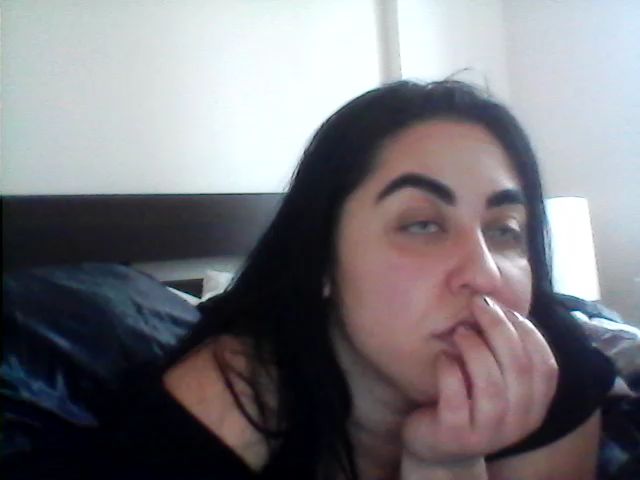 Live sex webcam photo for WetFlowerr4U #271579223