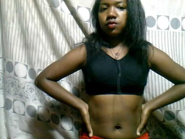 Live sex webcam photo for LadyBozz #271582891