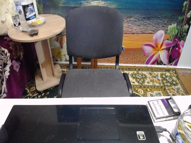 Live sex webcam photo for Nika_mmm #271585243