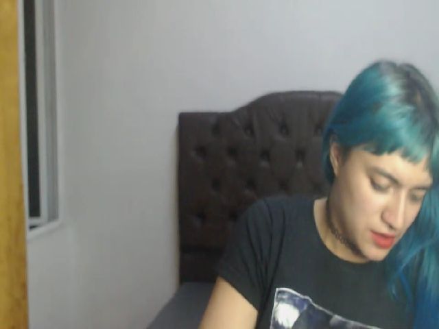 Live sex webcam photo for Carolinforbes #271586201