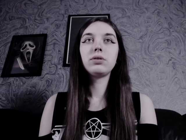 Live sex webcam photo for EllaDark #271578603