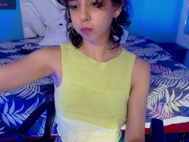 Live sex webcam photo for ConnieUzumaki #271571362