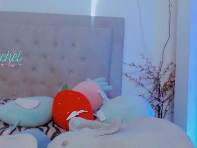 Live sex webcam photo for Rachelcute #271583203