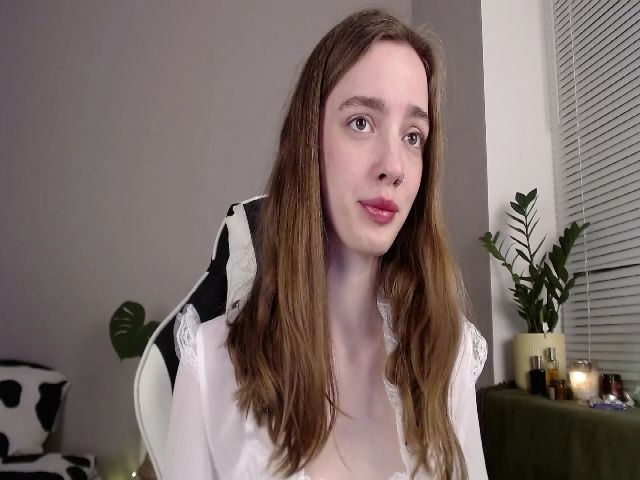 Live sex webcam photo for Weeissy #287891678