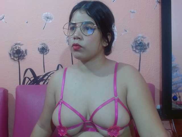 Live sex webcam photo for liahanson #271575171
