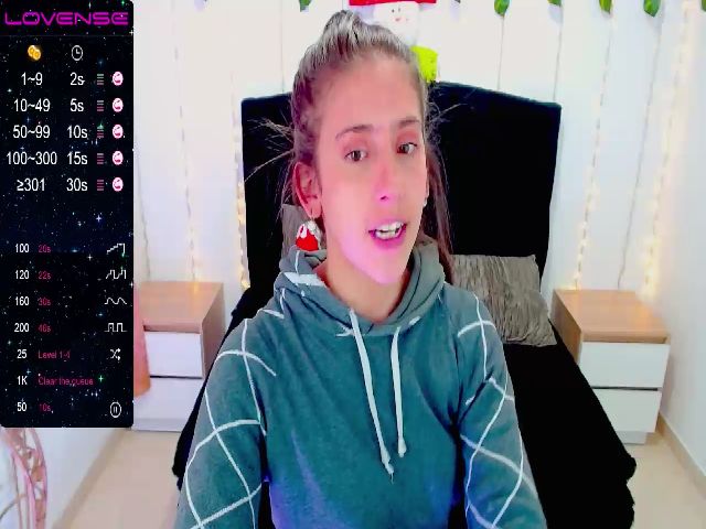 Live sex webcam photo for Little_Athena #271572887