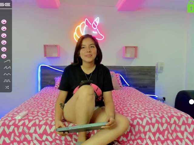 Live sex webcam photo for karol-santos #271575169
