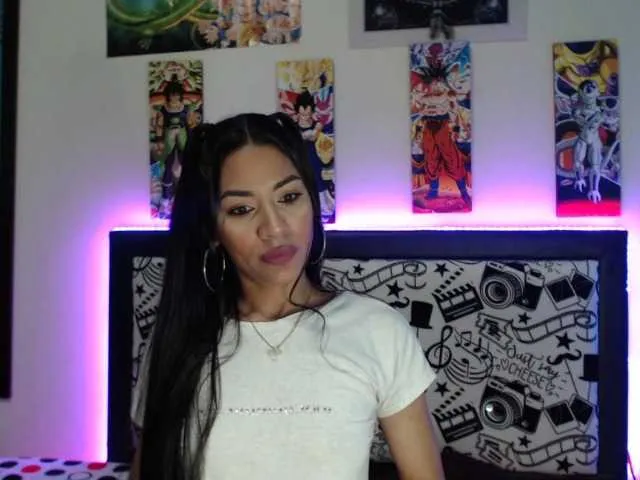 Live sex webcam photo for Kaia3 #271571008