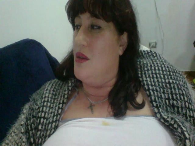 Live sex webcam photo for sloppymilf #271585954