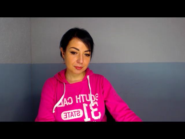 Live sex webcam photo for Liragan #271576128