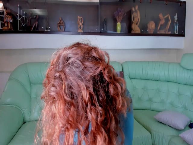 Live sex webcam photo for TayaCute #271576328