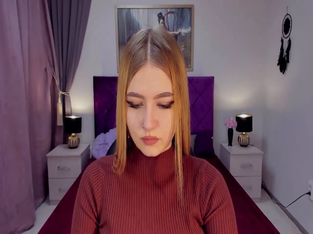 Live sex webcam photo for ViolaRose #271581152