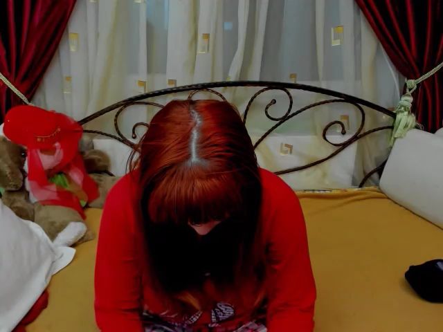 Live sex webcam photo for LorenaN #271572792