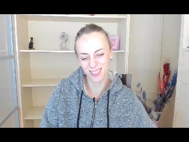 Live sex webcam photo for LiraBench #271579931