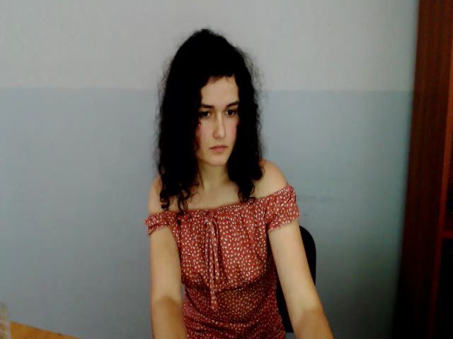 Live sex webcam photo for LanaZixen #271577137