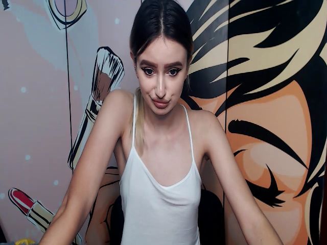 Live sex webcam photo for MaryLaze #271584323