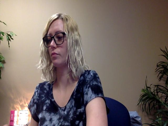 Live sex webcam photo for KendraK_badd #271580488