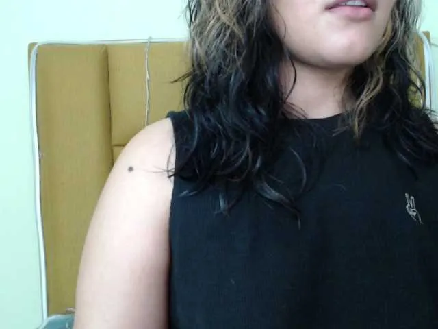 Live sex webcam photo for megan-tender #271570433