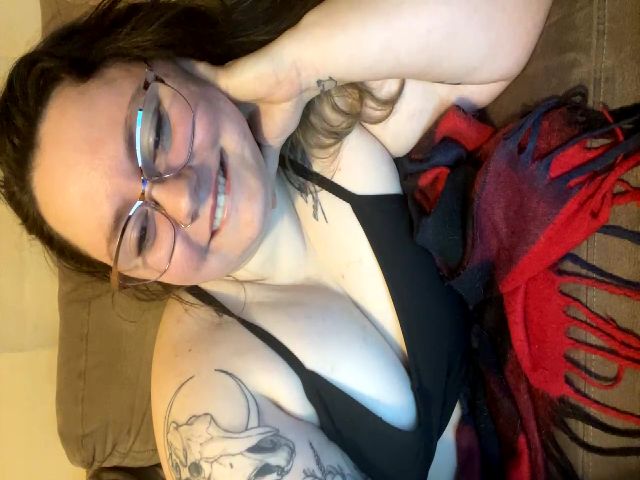 Live sex webcam photo for sarajo4111 #271580580