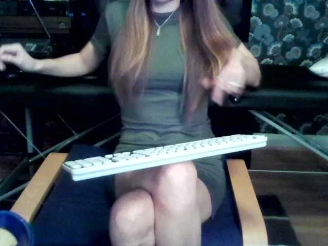Live sex webcam photo for YourMariya #271587396