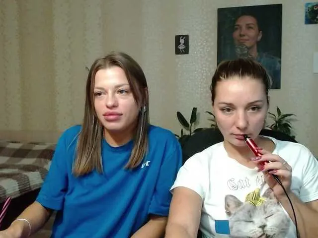 Live sex webcam photo for BugaGirls #271597635