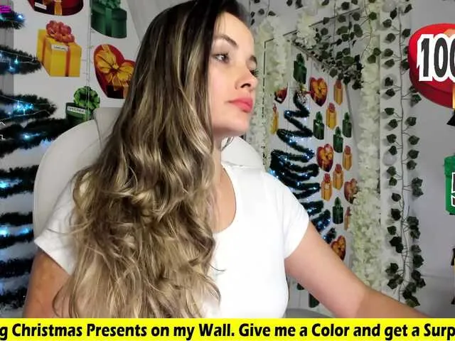 Live sex webcam photo for NiaStone #271598125