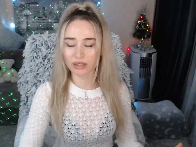 Live sex webcam photo for xyliganka777 #271586845