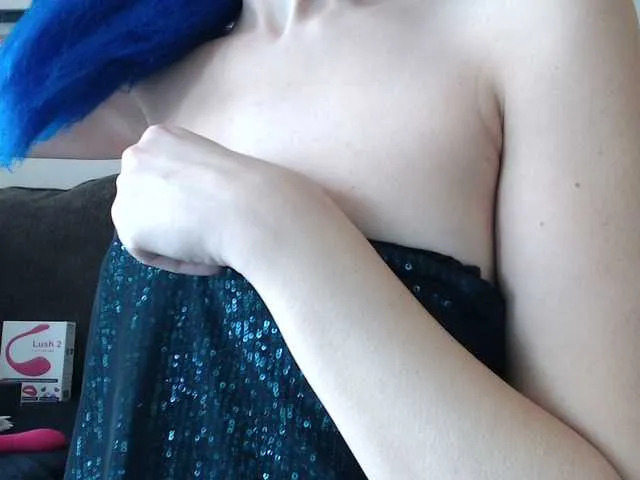 Live sex webcam photo for SexyJade #271597774