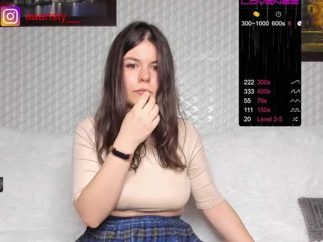 Live sex webcam photo for playboycr #271586764