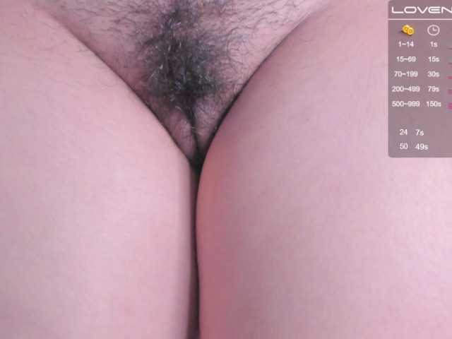 Live sex webcam photo for Hairygirl-18 #271597894