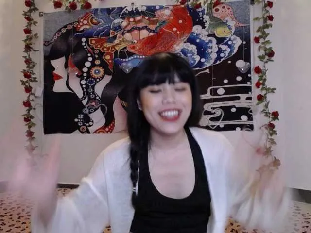 Live sex webcam photo for HahaNami #271598183