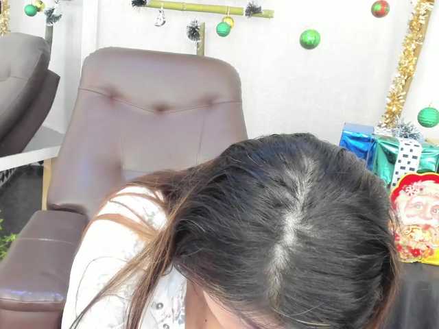 Live sex webcam photo for cristal-230 #271588143