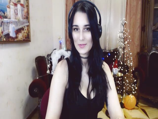 Live sex webcam photo for GraceLuv #271596708