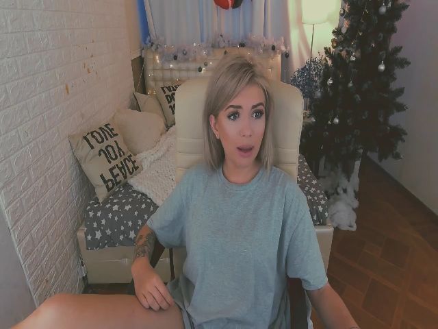 Live sex webcam photo for ArielAniston #271599910