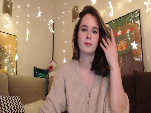 Live sex webcam photo for LizzyPeach #271600989