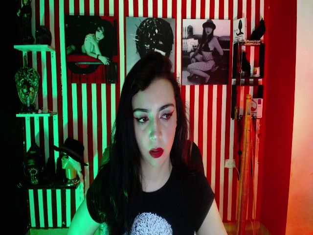 Live sex webcam photo for Laylamaze #271599404