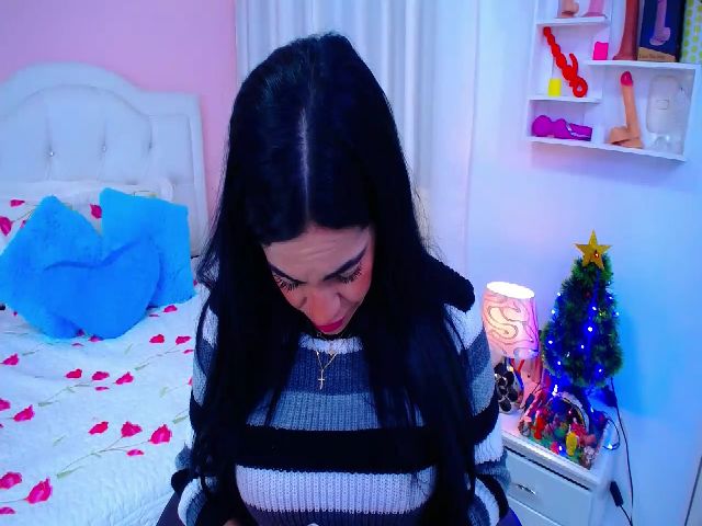 Live sex webcam photo for Petite_camila #287864985