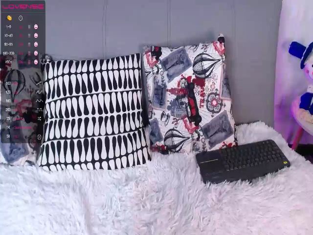 Live sex webcam photo for Gaby_babe #271589573