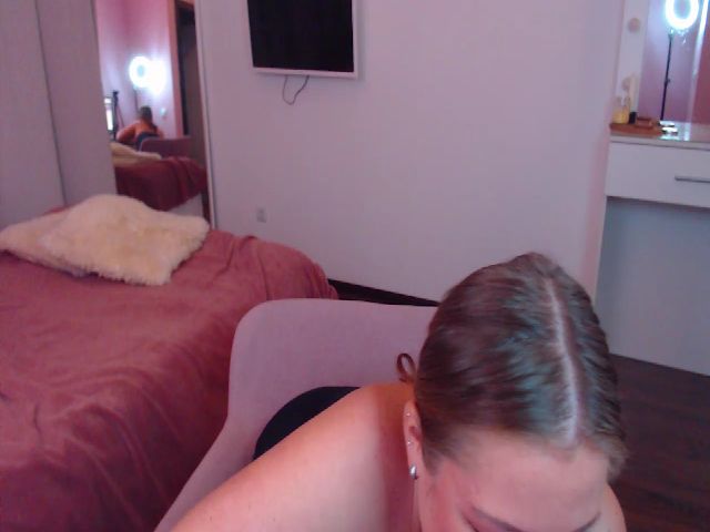 Live sex webcam photo for Yummy_Sammy #271597016