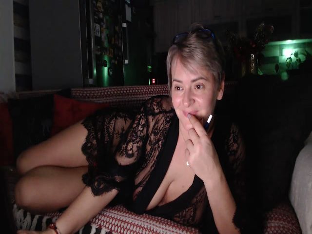 Live sex webcam photo for silverjewel #271600381
