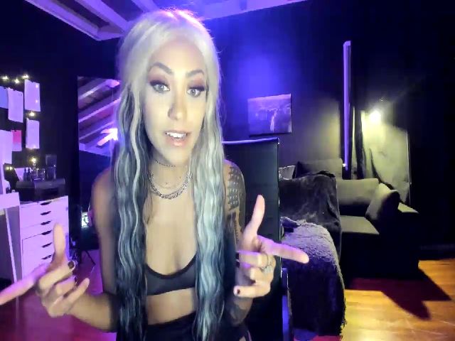 Live sex webcam photo for Cinnamon #271590419