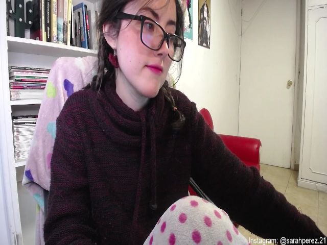 Live sex webcam photo for Cherrybunny21 #271590185