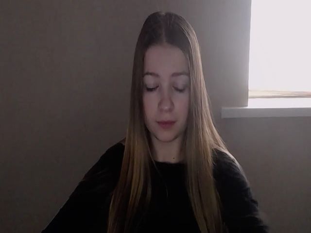 Live sex webcam photo for EmiStern #271593005