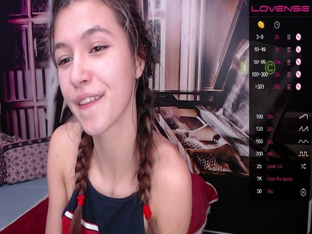 Live sex webcam photo for MisticaMissy #271588983