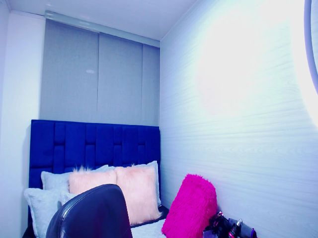 Live sex webcam photo for Samara_Sex #271588998