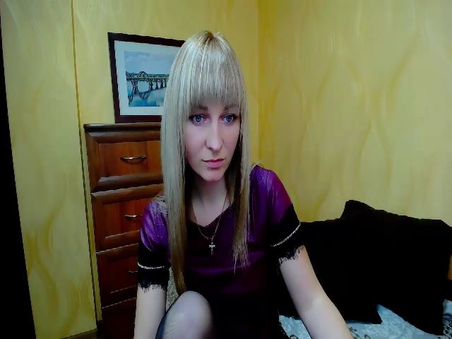 Live sex webcam photo for AimeeWilliams #271595900