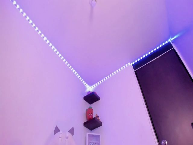 Live sex webcam photo for Alexaa_lee #271590550