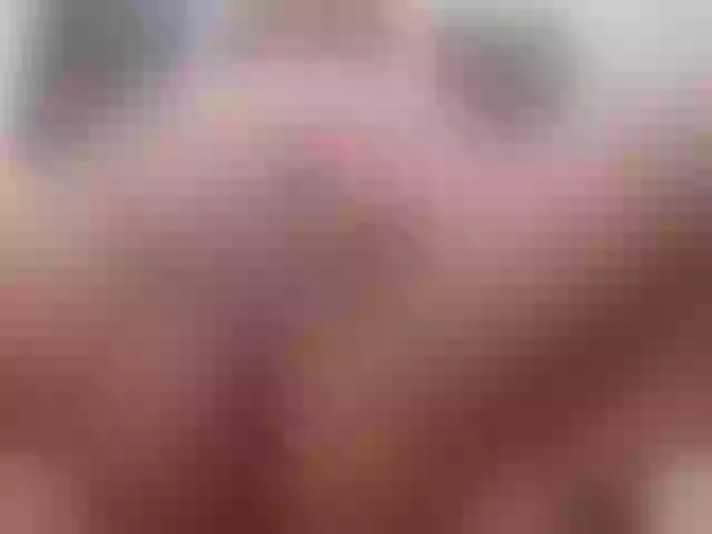 Live sex webcam photo for DirtyTina #271598440