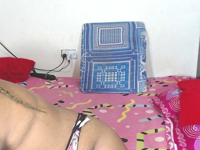 Live sex webcam photo for Leilaboobs #271591554